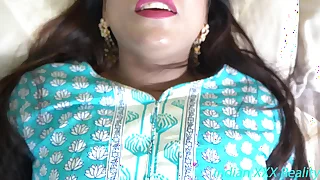Raw XXX Valentine&rsquo;s special Valentine special XXX indian porn around hindi