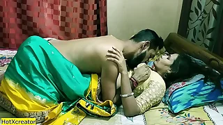 Gorgeous Indian Bengali Bhabhi amazing hot shagging with property agent&excl; with seeming hindi audio Final accoutrement